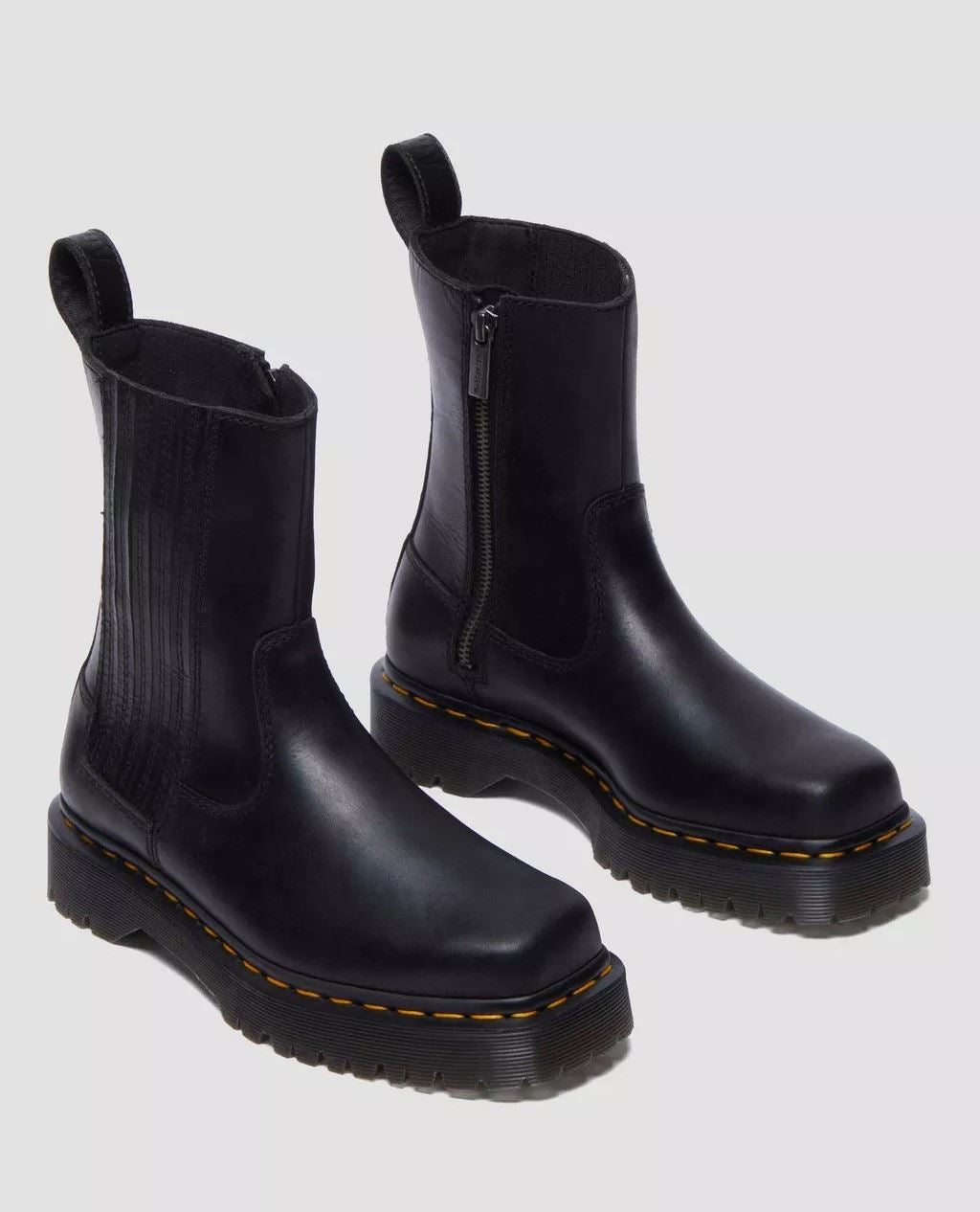 Dr. Martens Amaayah Lo Bottes Noires En Cuir Pour Femmes