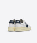 Veja V-90 Baskets blanches en cuir pour hommes